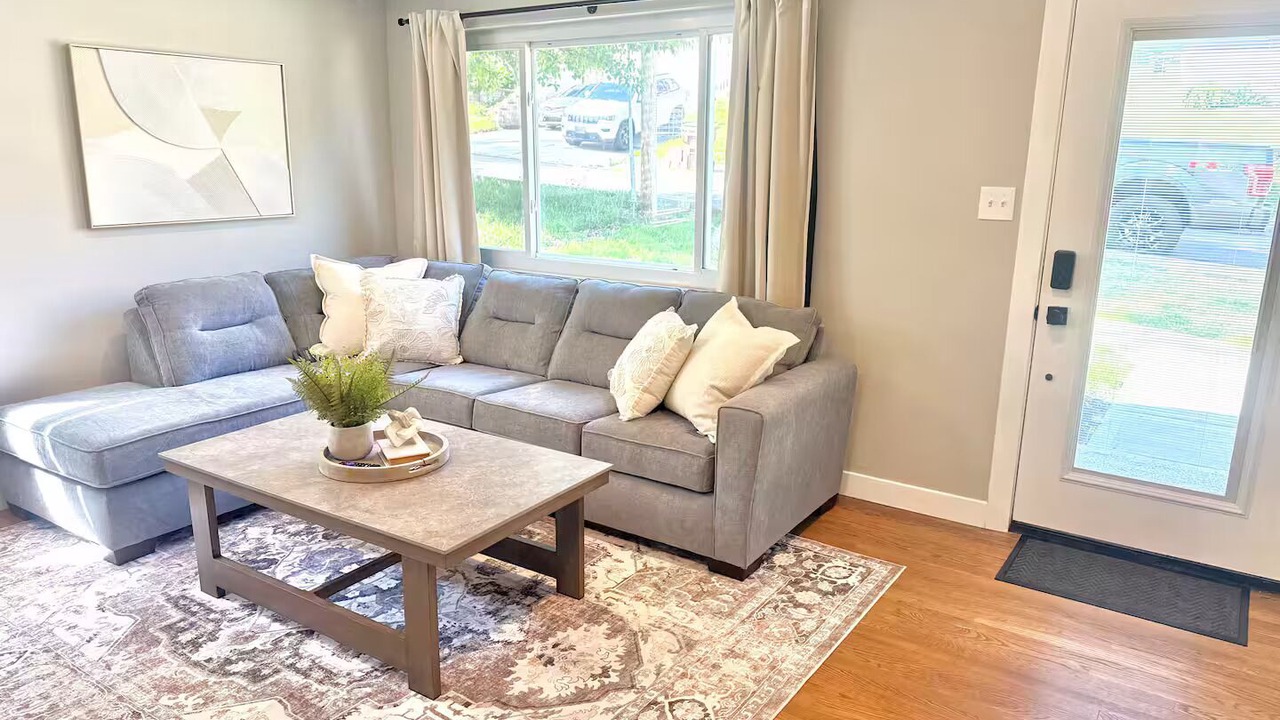 Photo of Livingroom in Ludlow