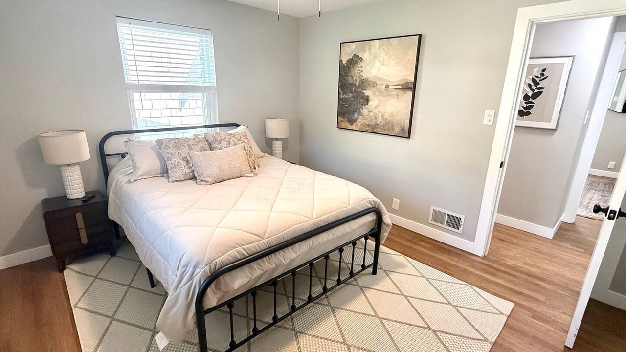 Photo of Bedroom in Ludlow