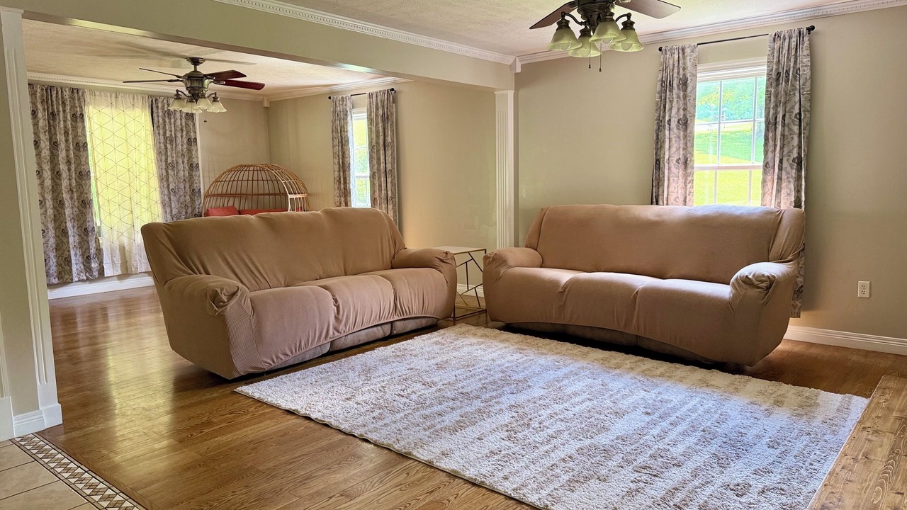 Photo of Livingroom in Morehead