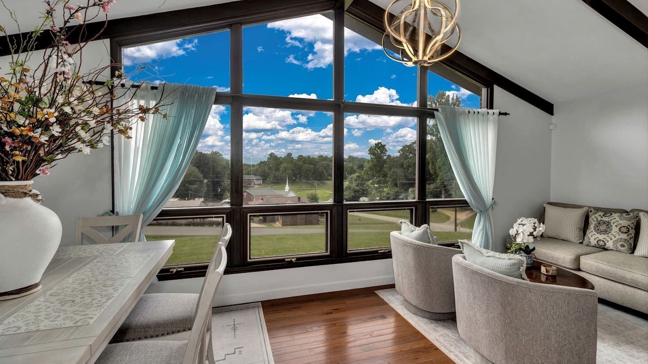 Photo of Livingroom in Marion