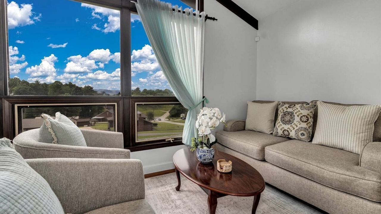Photo of Livingroom in Marion
