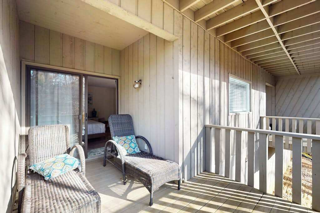 Photo of Patio Balcony in Lake Lure