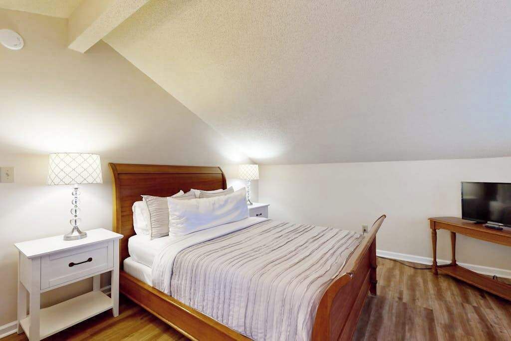 Photo of Bedroom in Lake Lure