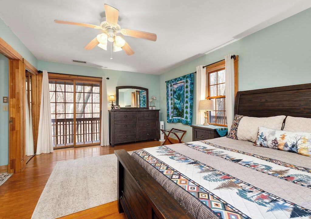 Photo of Bedroom in Lake Lure