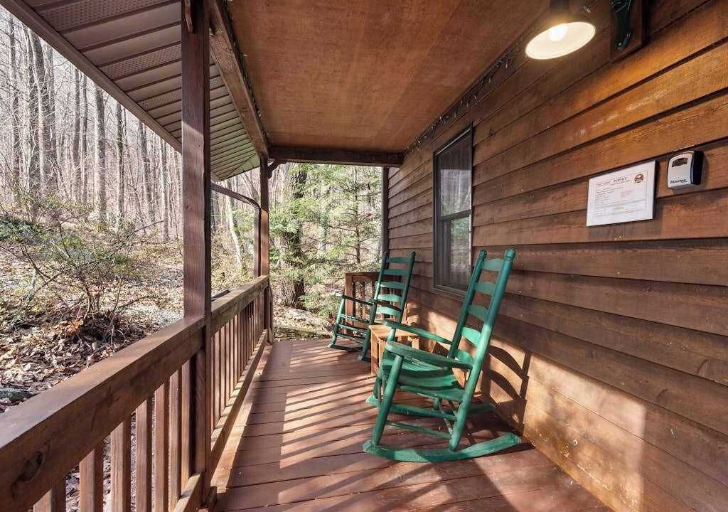 Photo of Patio Balcony in Lake Lure