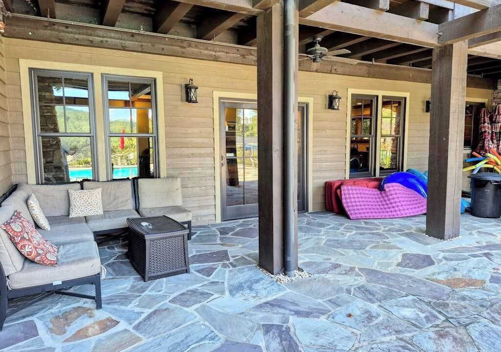 Photo of Patio Balcony in Firefly Cove