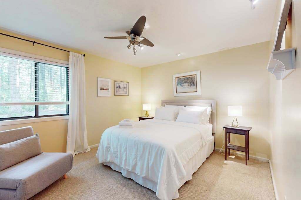 Photo of Bedroom in Hendersonville