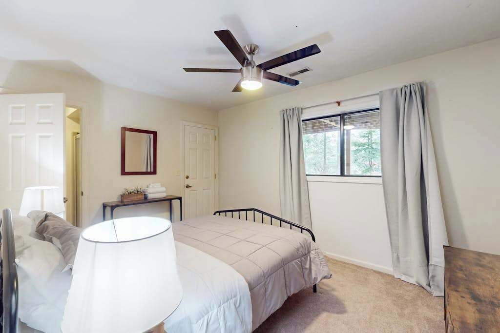 Photo of Bedroom in Hendersonville