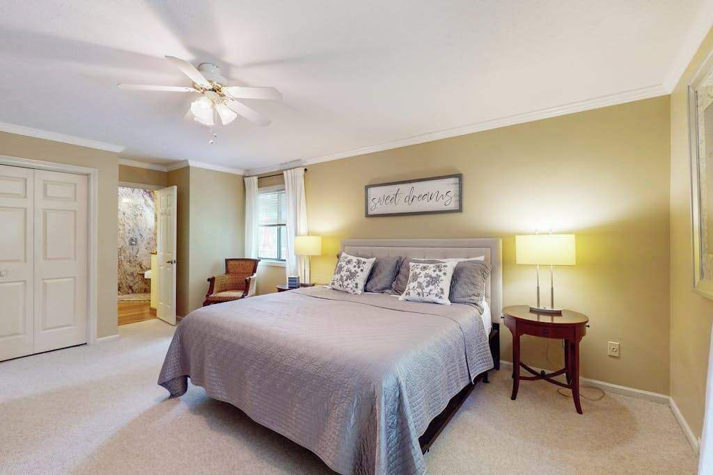 Photo of Bedroom in Hendersonville