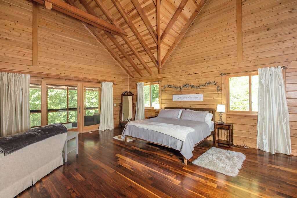 Photo of Bedroom in Rutherfordton