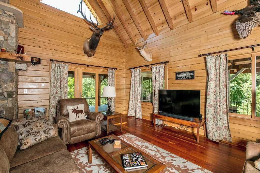 Photo of Livingroom in Rutherfordton