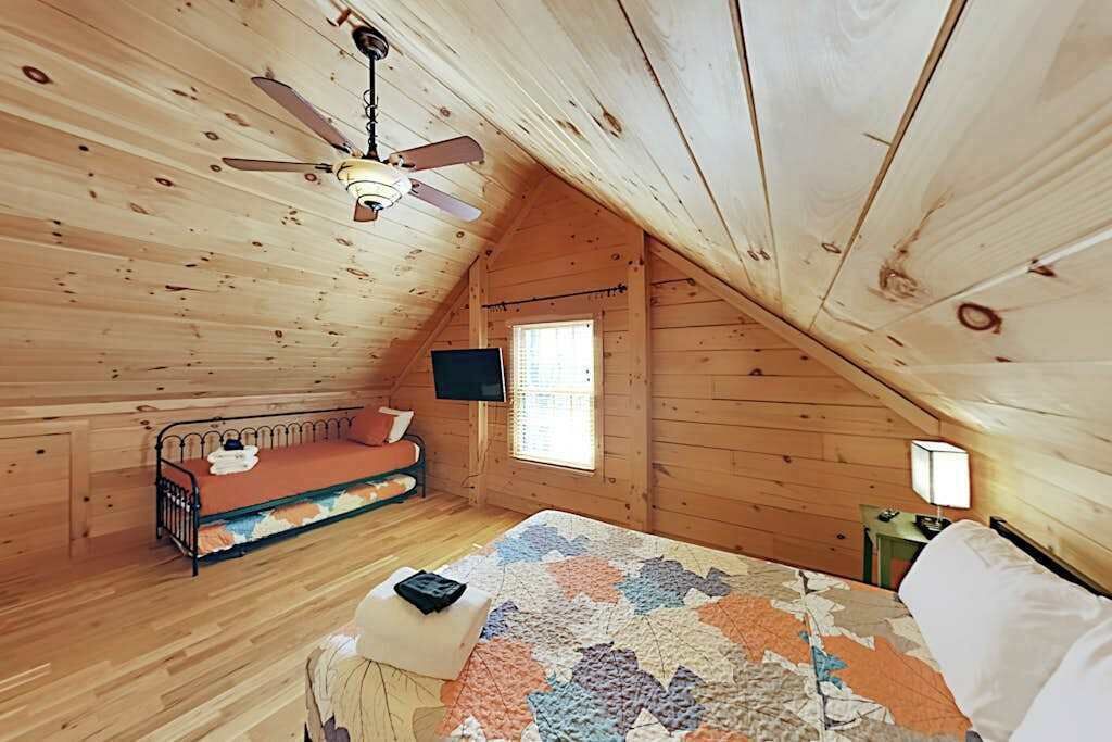 Photo of Bedroom in Old Fort