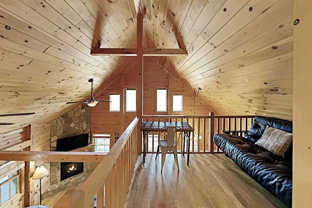 Photo of Livingroom in Old Fort