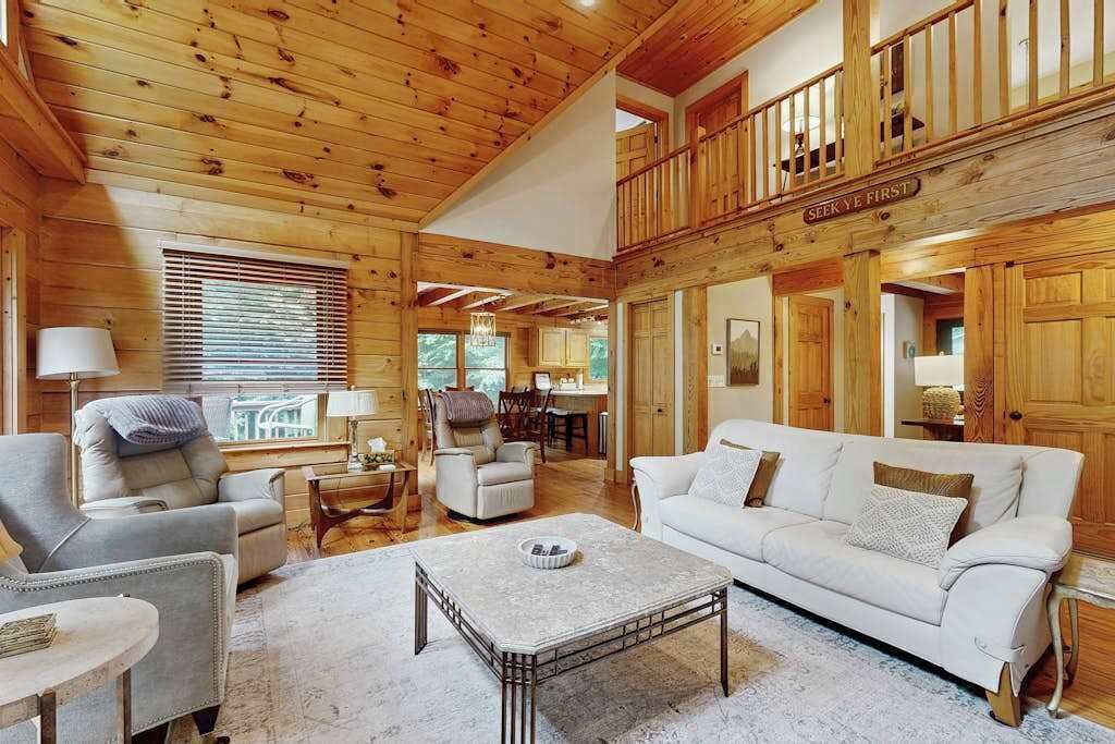 Photo of Livingroom in Mountain Vista