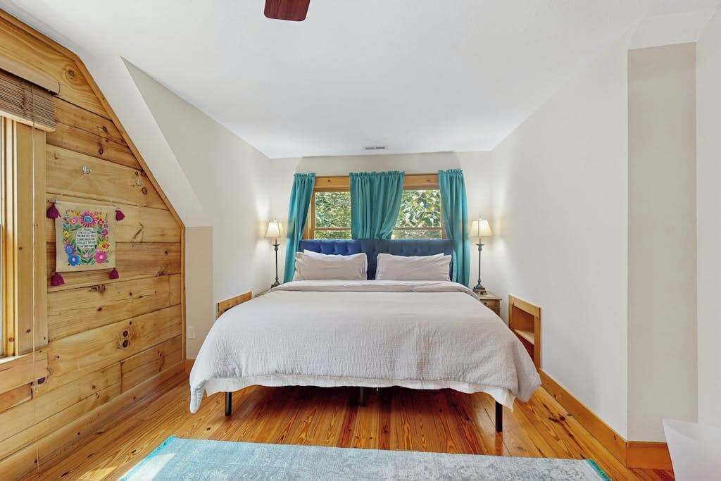 Photo of Bedroom in Mountain Vista