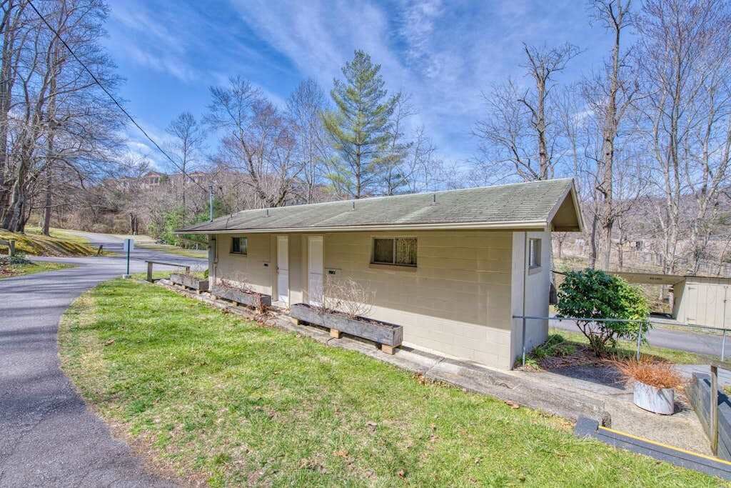 Photo of Outdoor in Waynesville