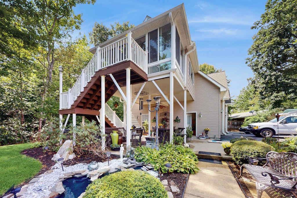 Photo of Outdoor in Swannanoa