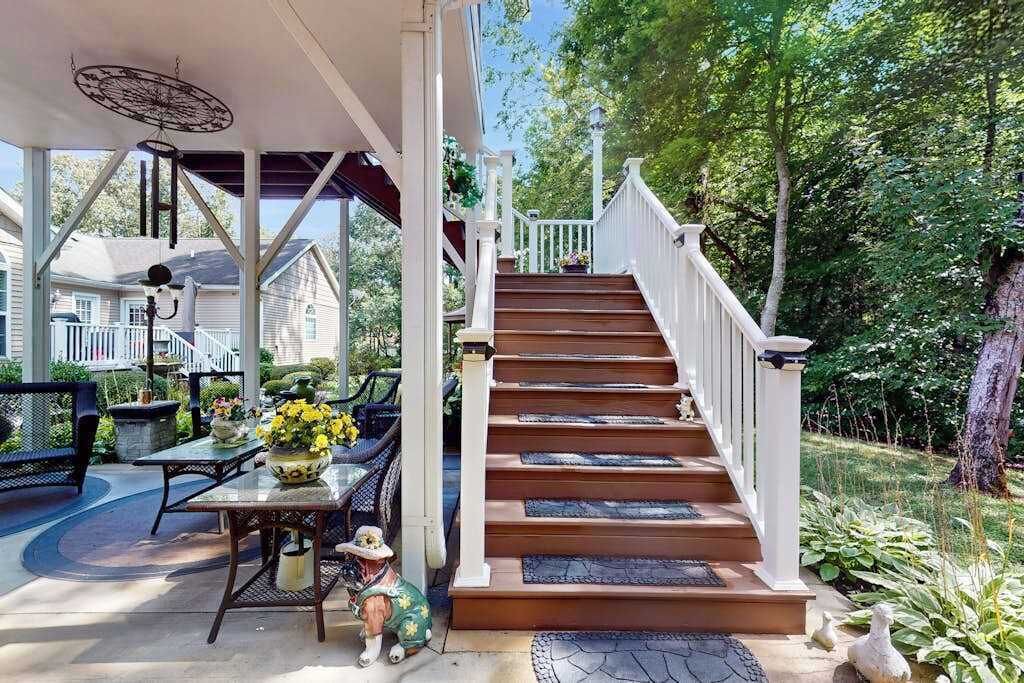 Photo of Patio Balcony in Swannanoa