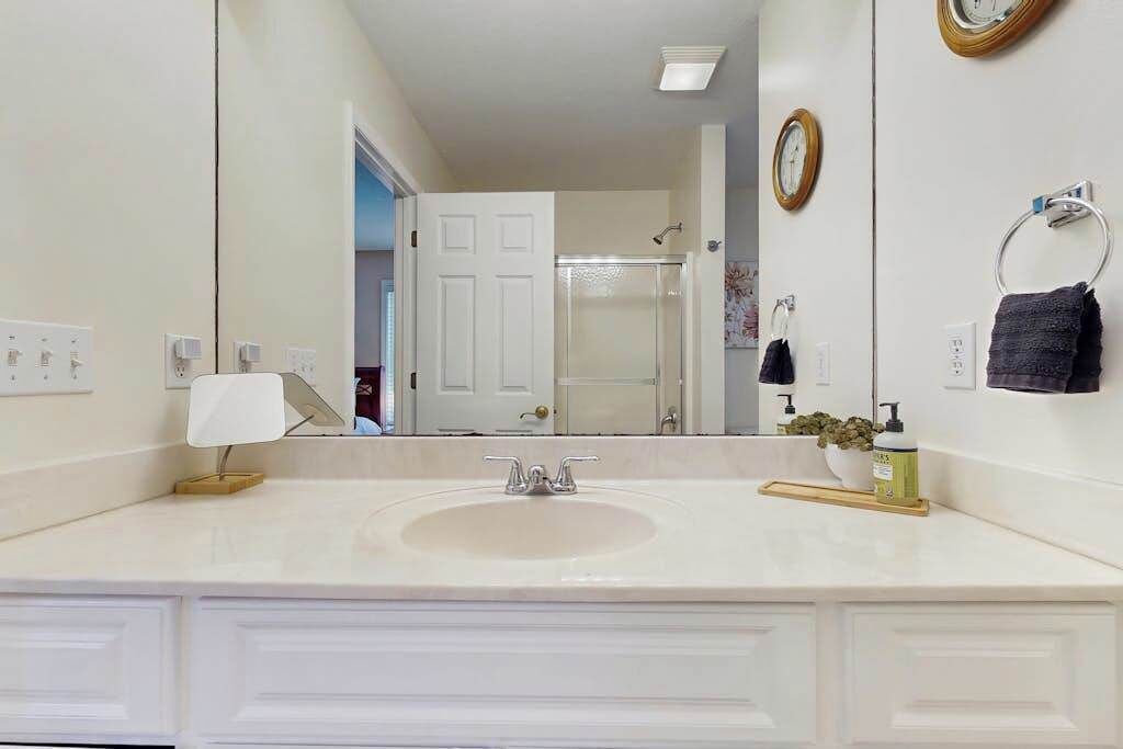 Photo of Bathroom in Hendersonville