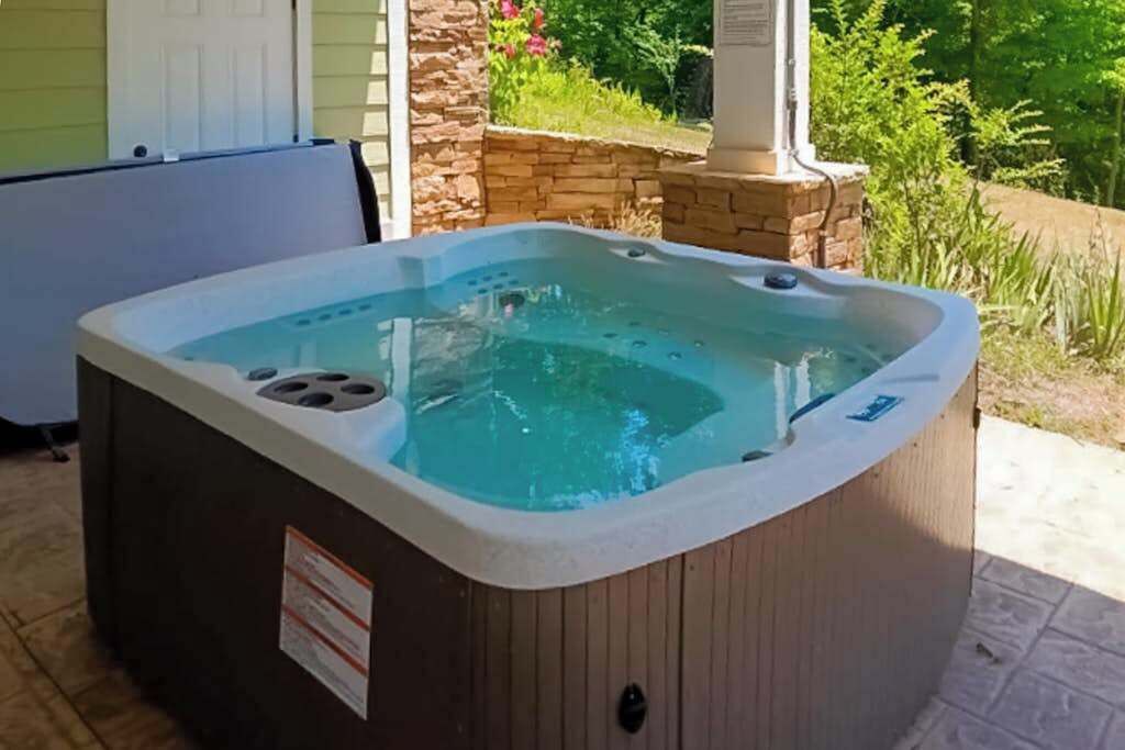 Photo of Outdoor in Mill Spring