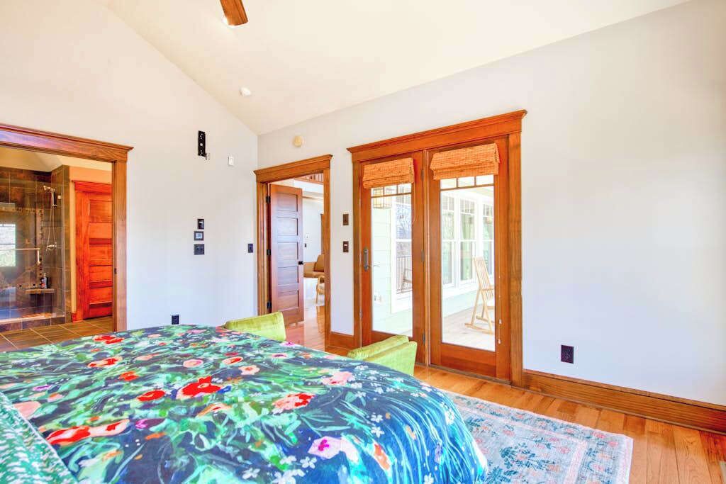 Photo of Bedroom in Mill Spring