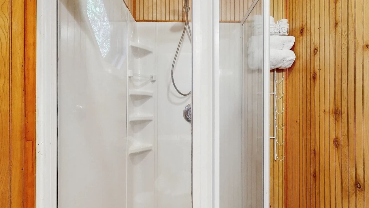 Photo of Bathroom in Gerton