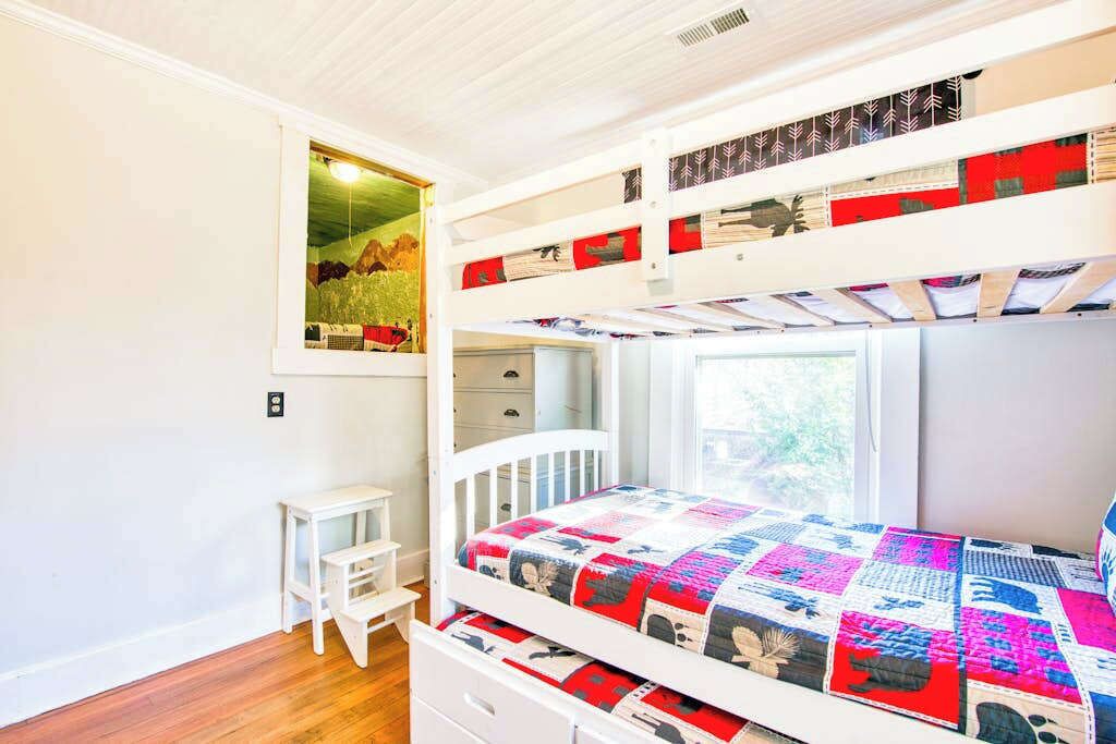 Photo of Bedroom in Montreat