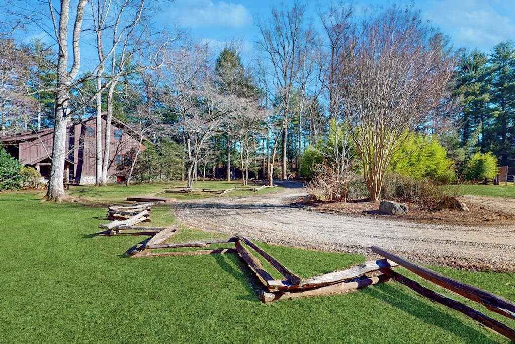 Photo of Outdoor in Black Mountain