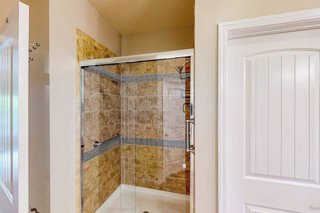 Photo of Bathroom in Woodfin