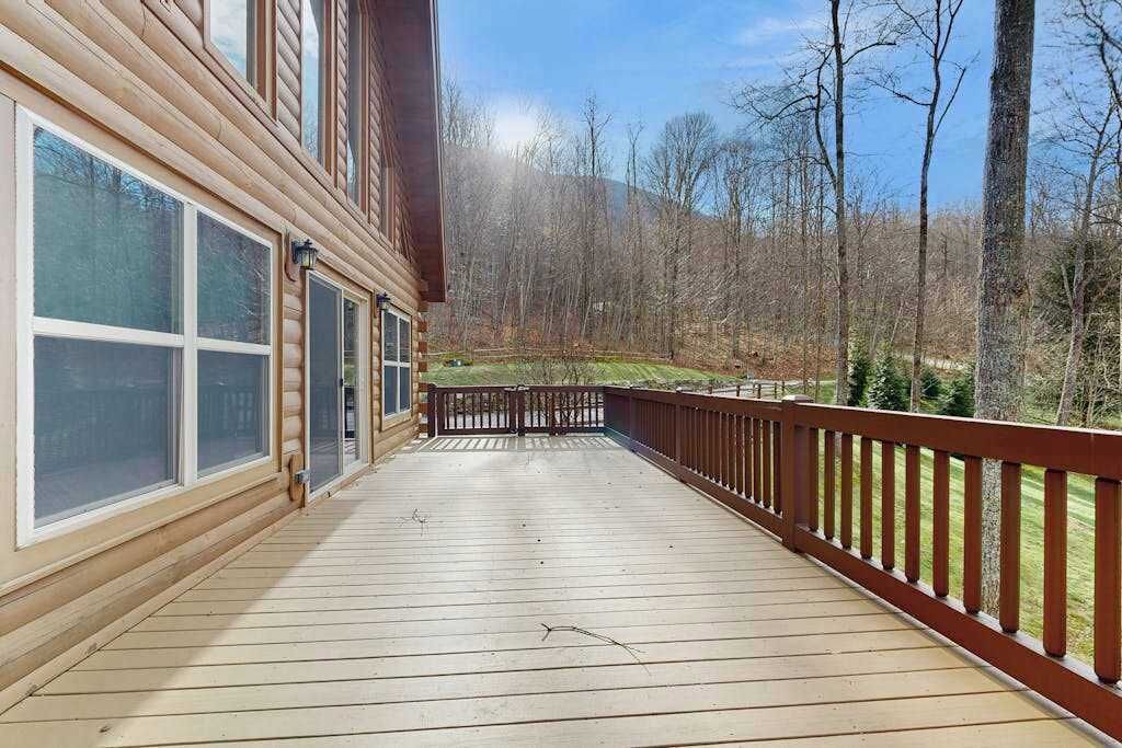 Photo of Patio Balcony in Maggie Valley