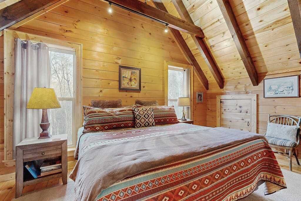 Photo of Bedroom in Maggie Valley