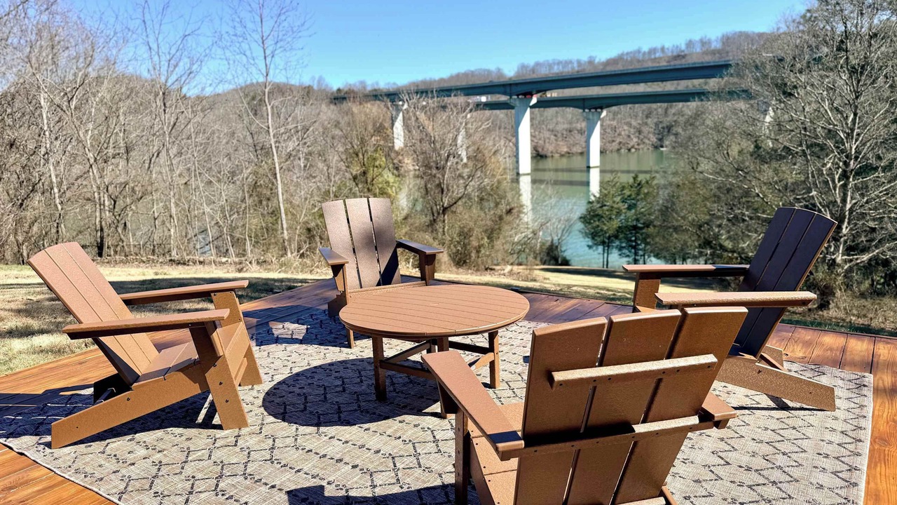 Photo of Outdoor in Colonial Heights