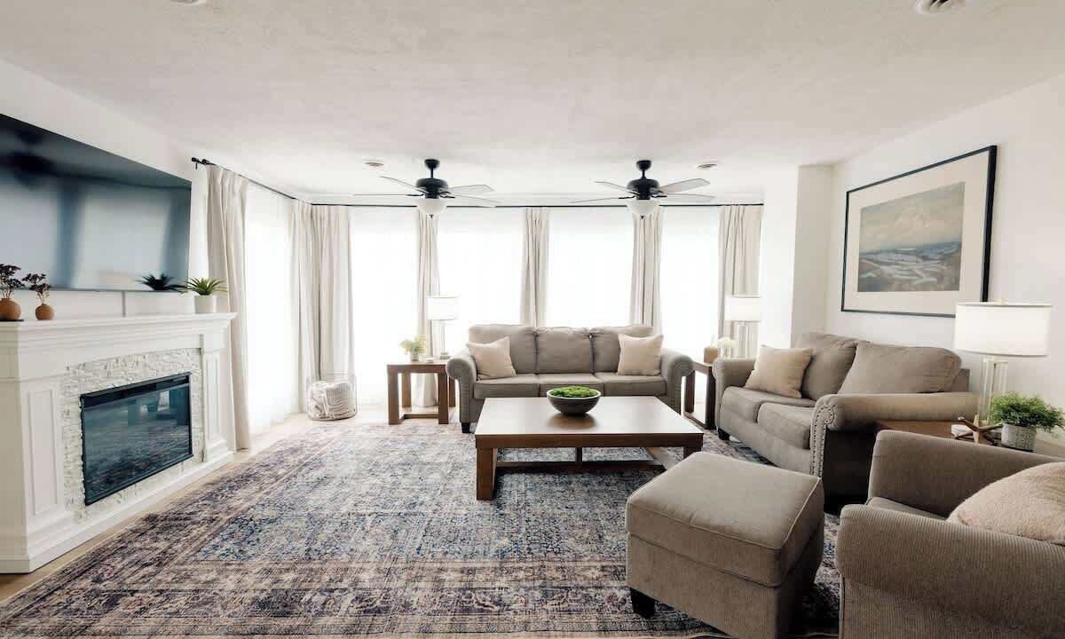 Photo of Livingroom in Colonial Heights