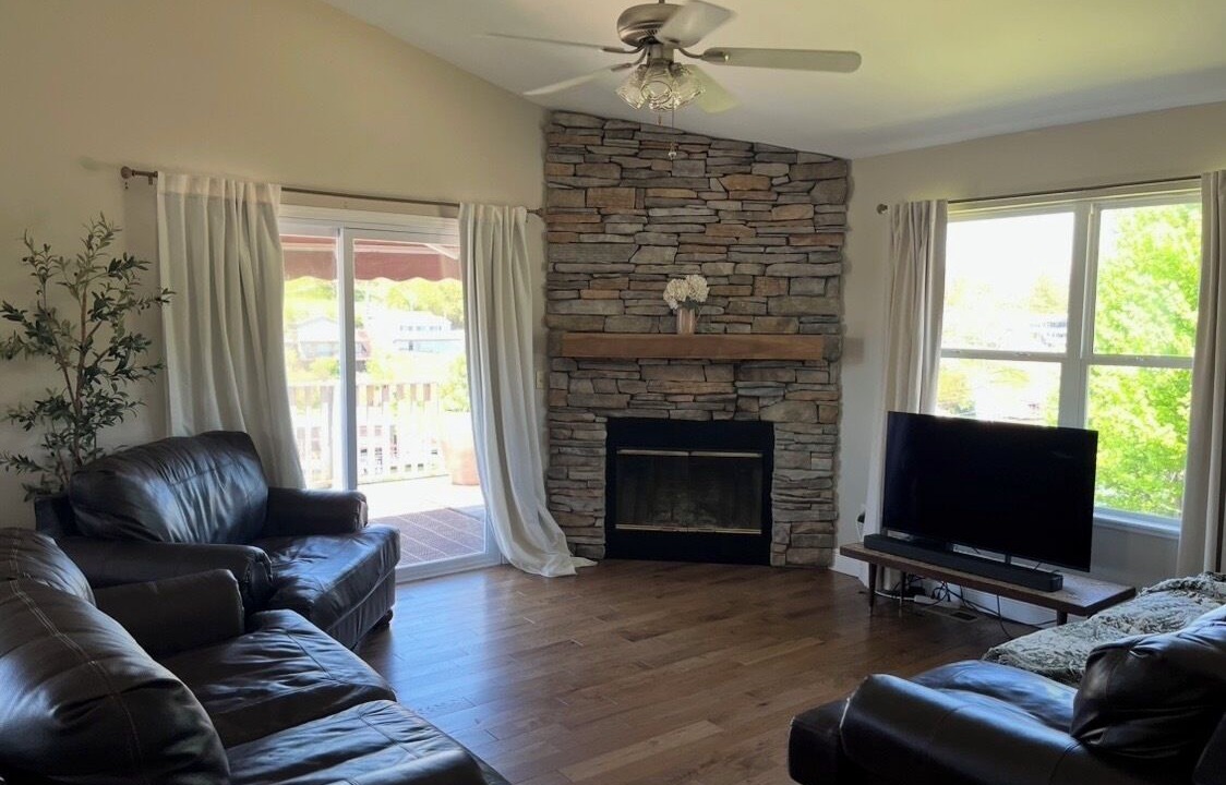 Photo of Livingroom in Williamstown