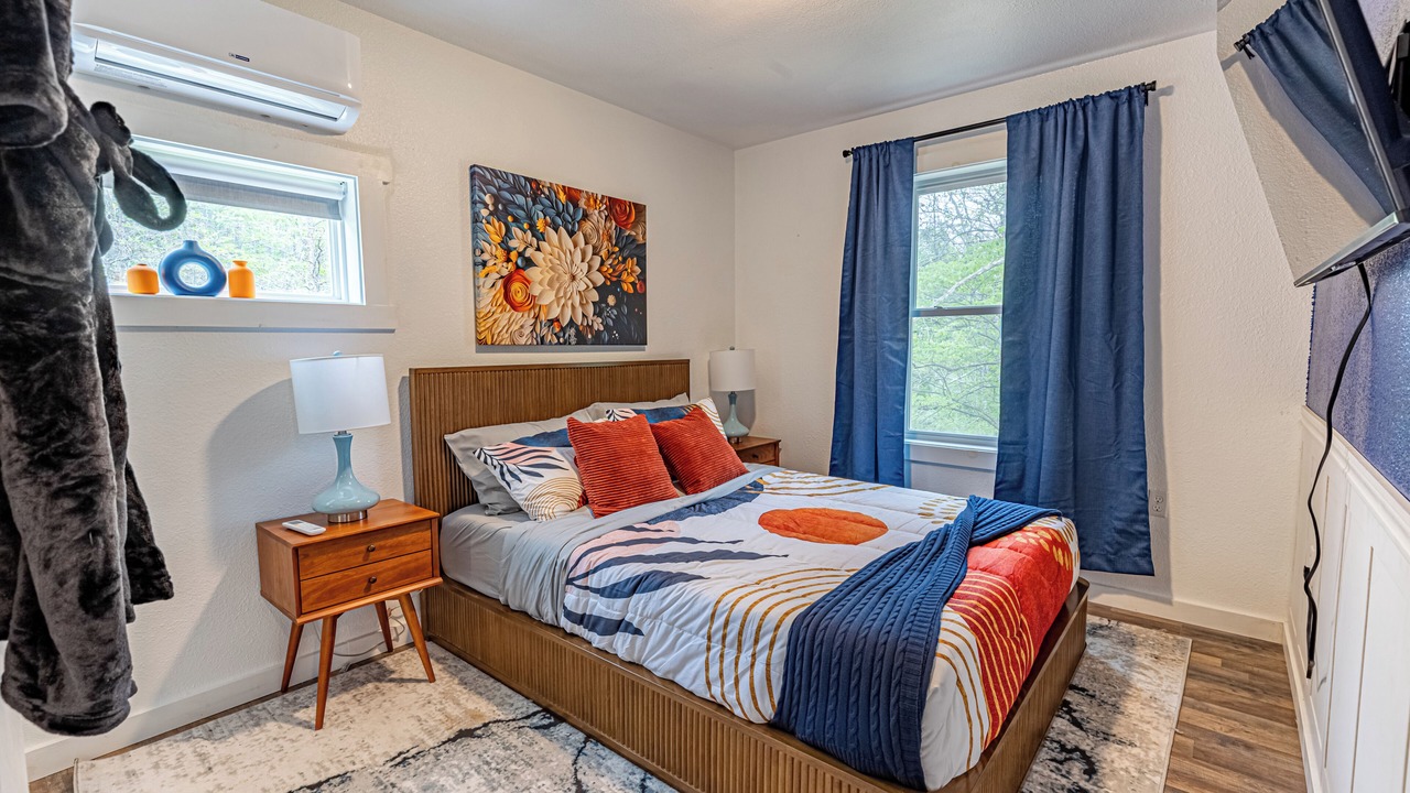 Photo of Bedroom in Berkeley Springs