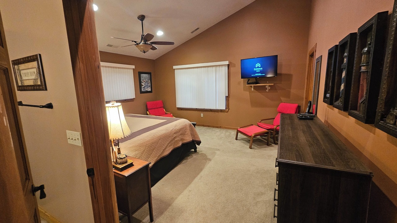 Photo of Bedroom in McHenry