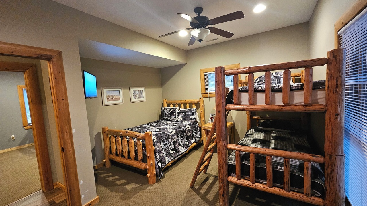 Photo of Bedroom in McHenry