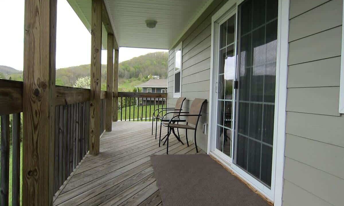 Photo of Patio Balcony in Banner Elk