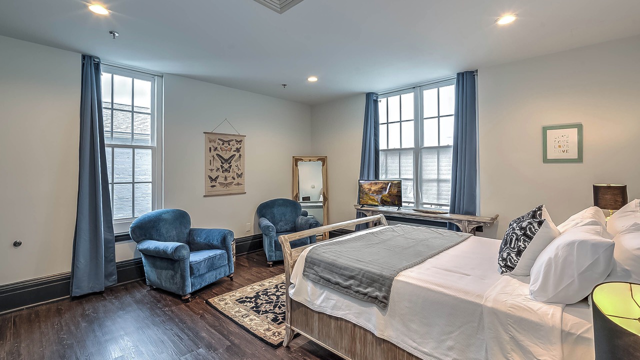 Photo of Bedroom in Frankfort
