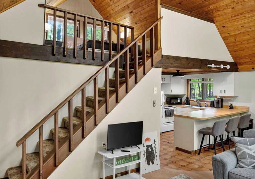 Photo of Livingroom in The Woods