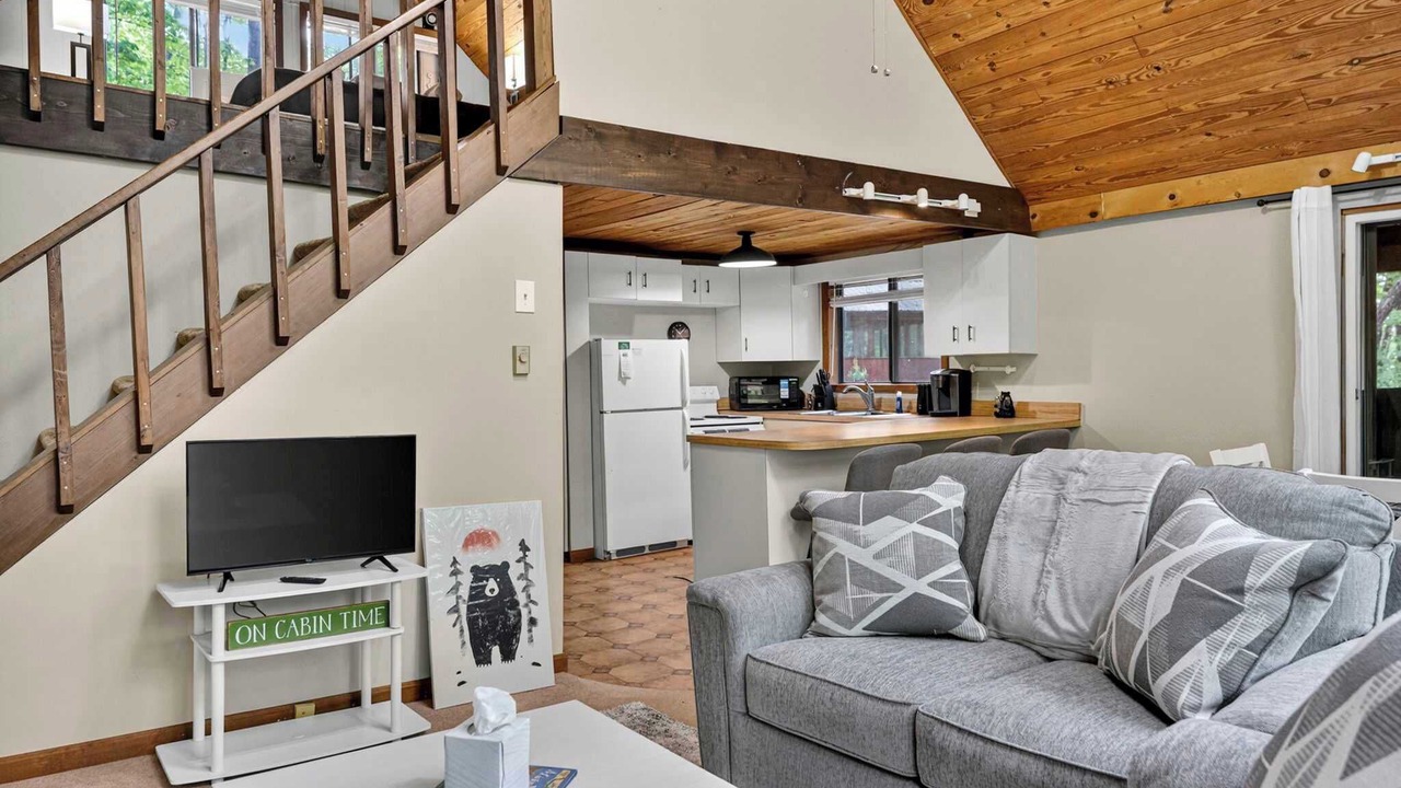 Photo of Livingroom in The Woods