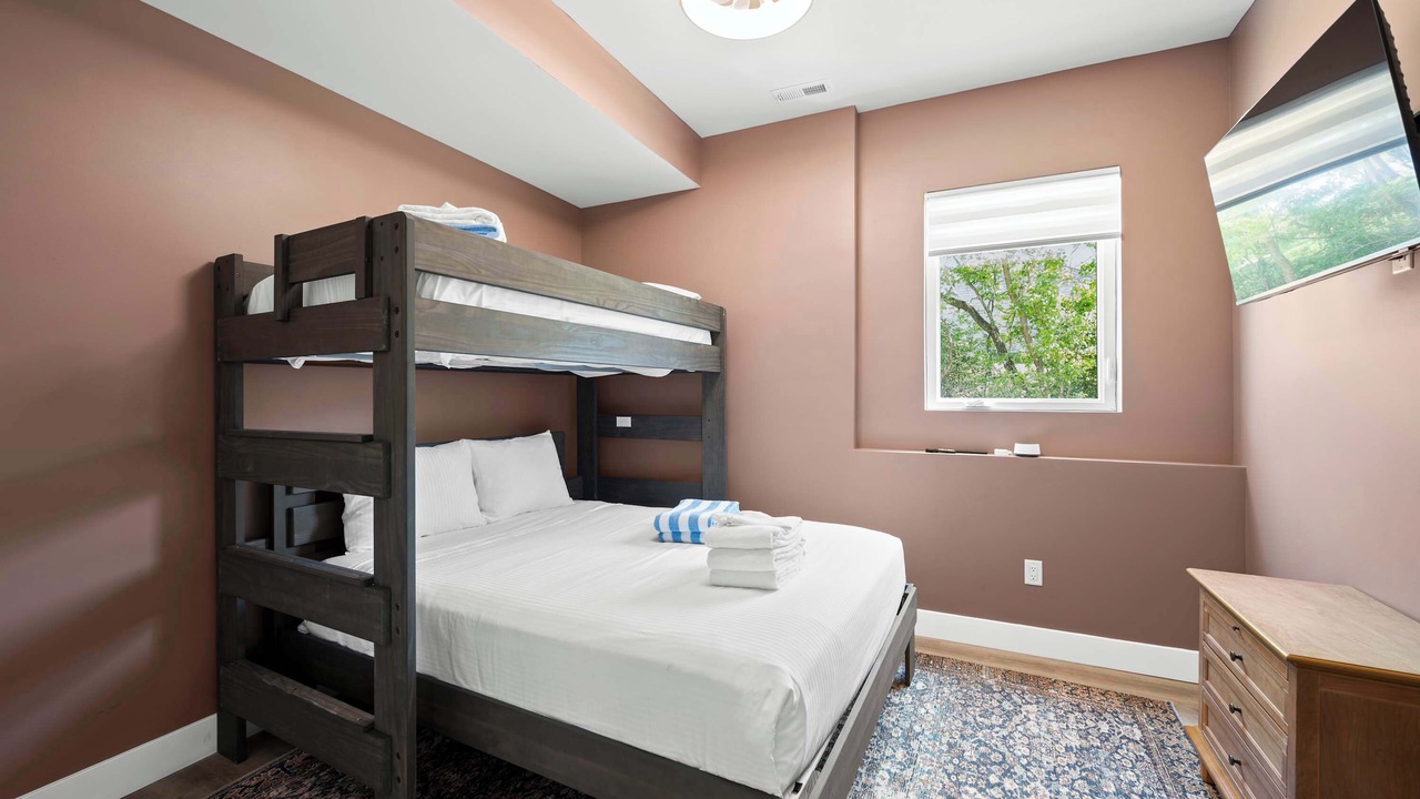 Photo of Bedroom in Dry Ridge