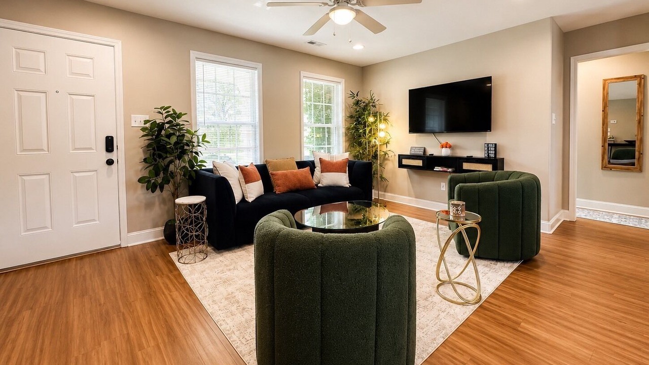 Photo of Livingroom in Knoxville
