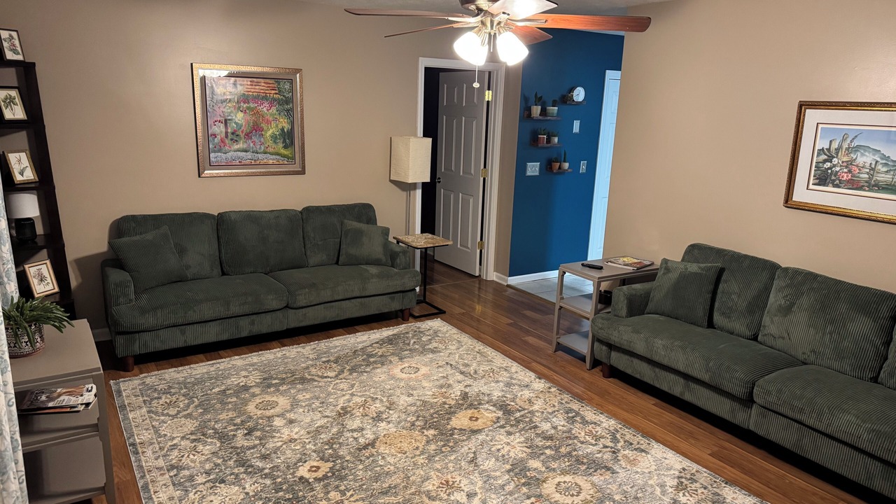Photo of Livingroom in Jefferson