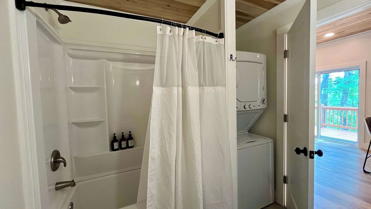 Photo of Bathroom in Campton