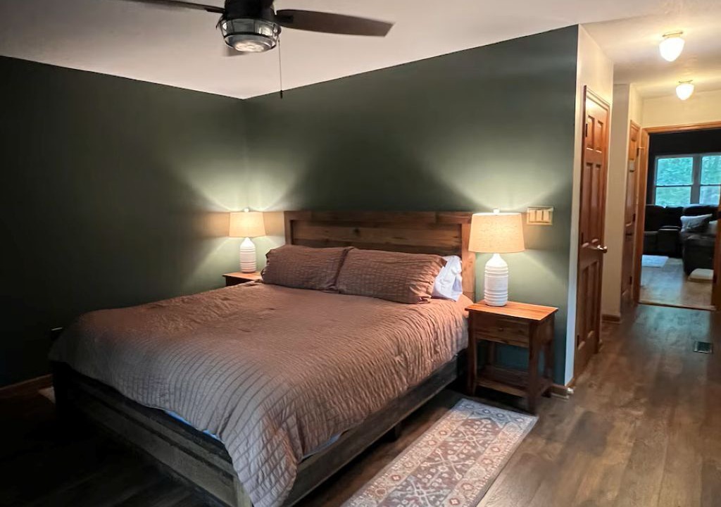 Photo of Bedroom in Piney Creek