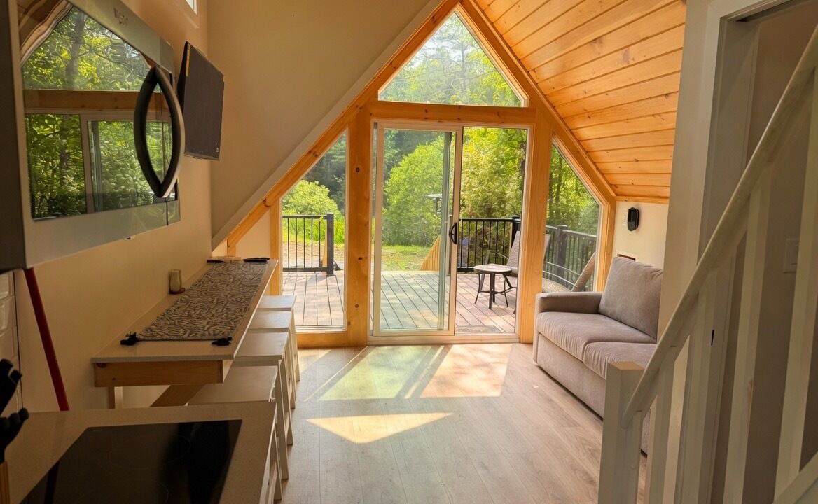 Photo of Livingroom in Woodfin