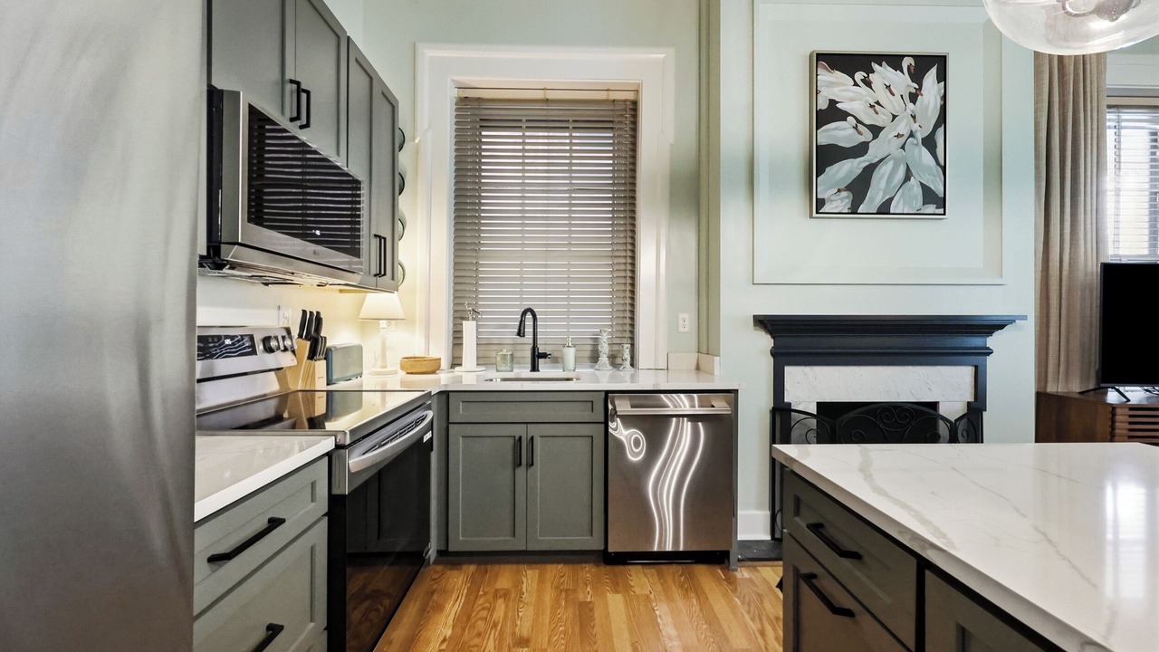 Photo of Kitchen in West Suburb
