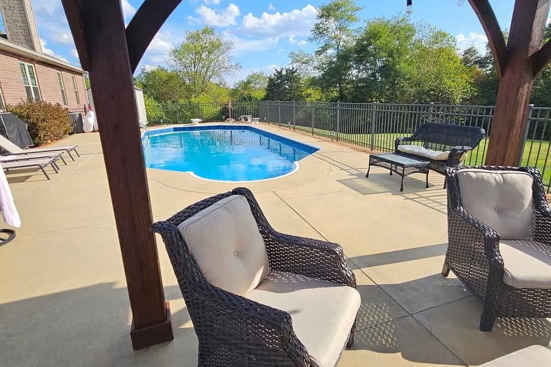 Photo of Outdoor in Crittenden