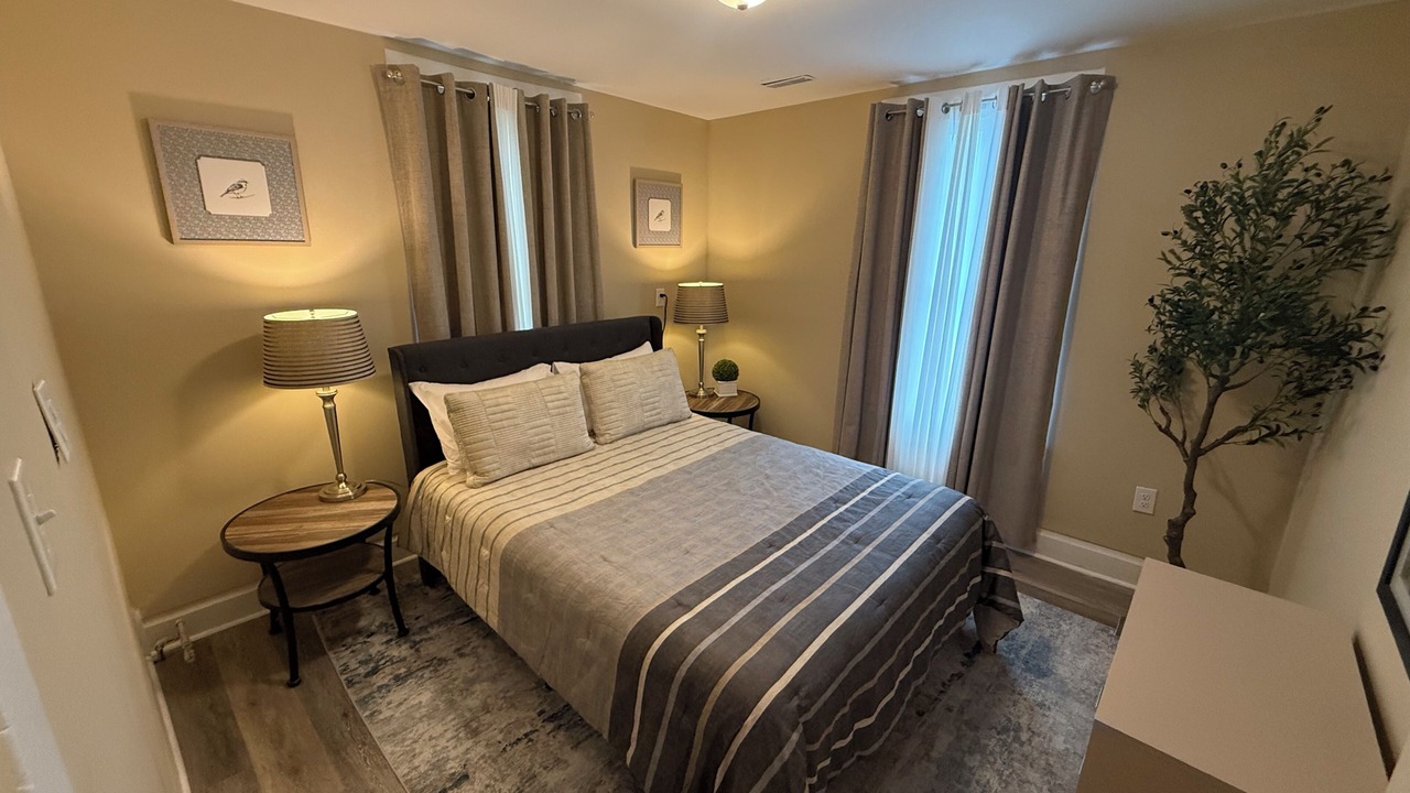 Photo of Bedroom in Ashland